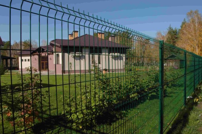 Panel Fence, Wire mesh Panel and Posts