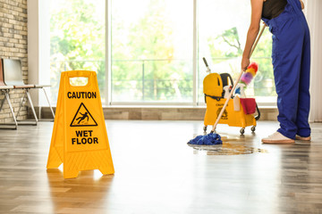 Janitorial service in Canada, Part 1/8