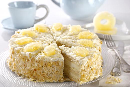 Pineapple Cake With Hazelnut