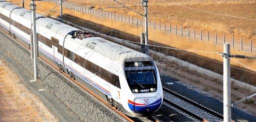 Travaux de construction de systèmes ferroviaires