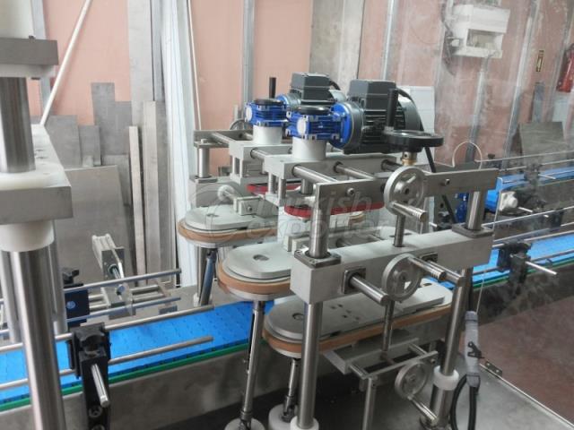Linear Cap Closing Machine