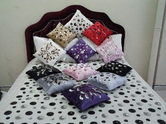 Toss Pillows K-1