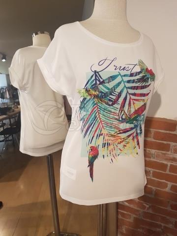 Ladies Wear