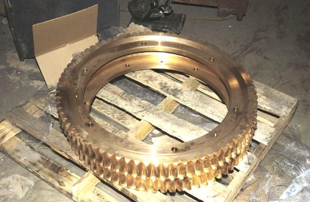 Bronze gear