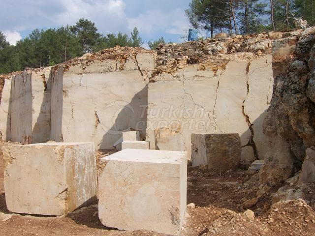 Desert Gold,Travertine, Quarry