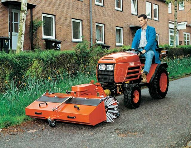 Outdoor Cleaning Machinery