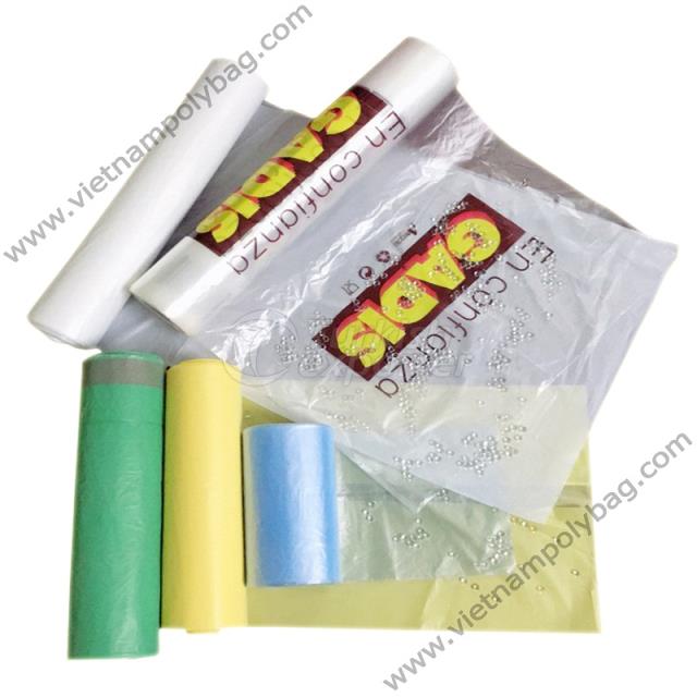 Color plastic bag on roll