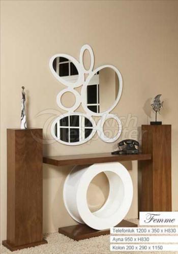Wooden Decorative Mirror Femme