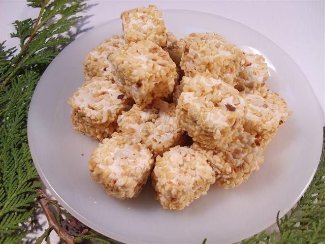 Turkish Delight Minced Hazelnut Coated