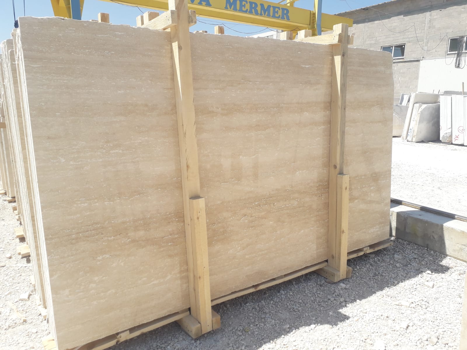 Travertine Veincut Slabs