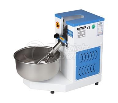 DOUGH KNEADING MACHINE