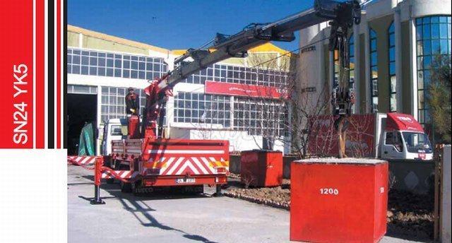 Truck Mounted Hydraulic Mobile Crane SN24 YK5