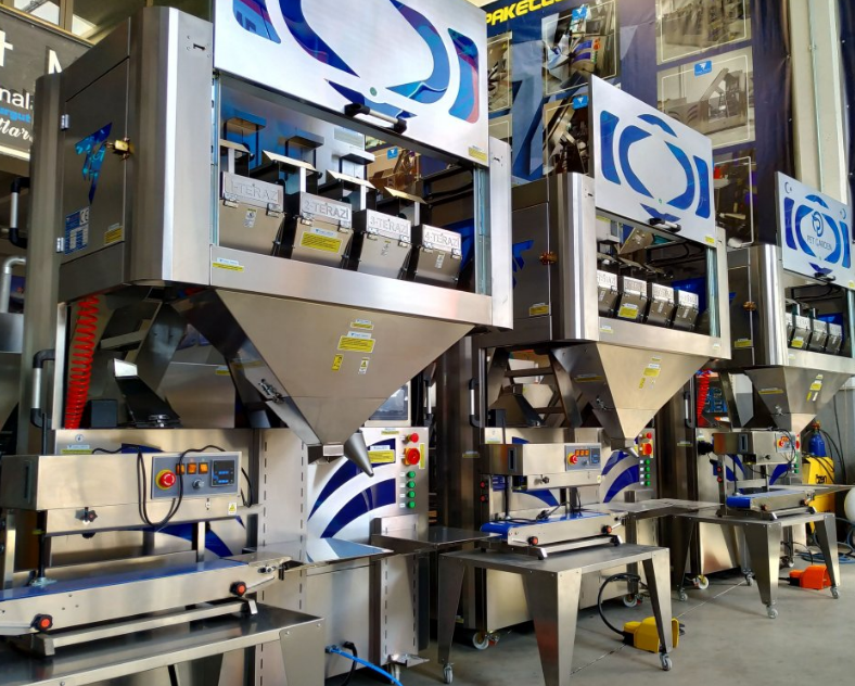 PACKAGING MACHINES