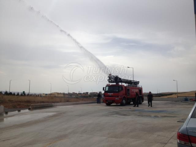 Fire-Fighting Vehicles With Hydraulic Ladder