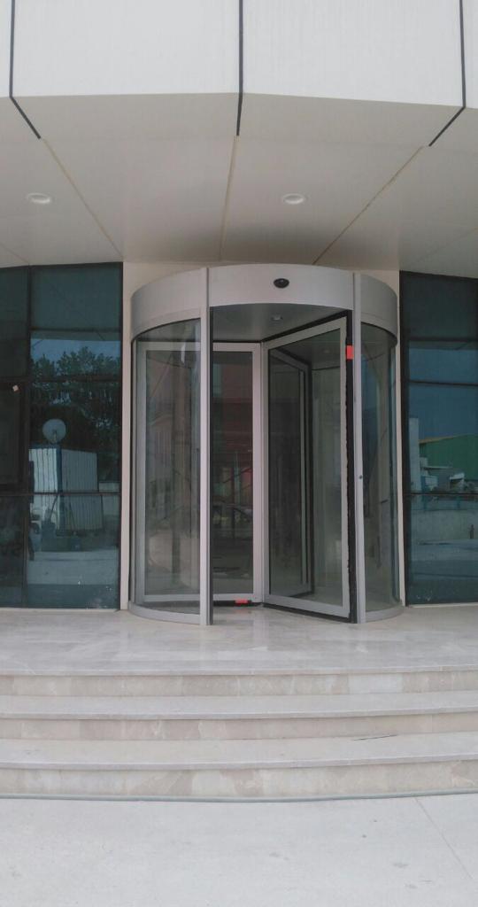 Automatic Revolving Door 