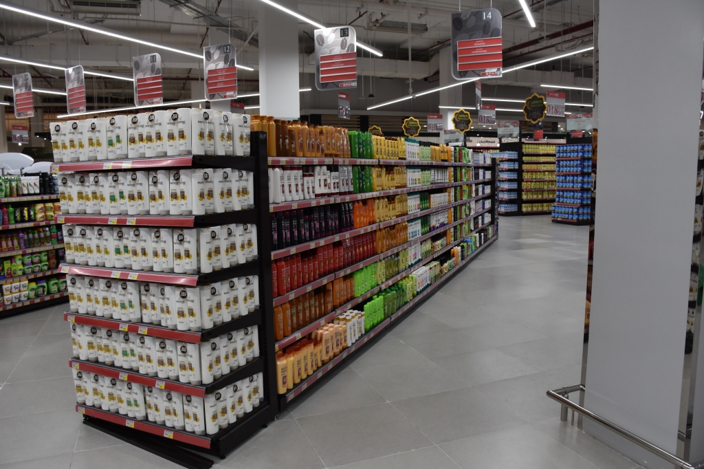 market shelf 