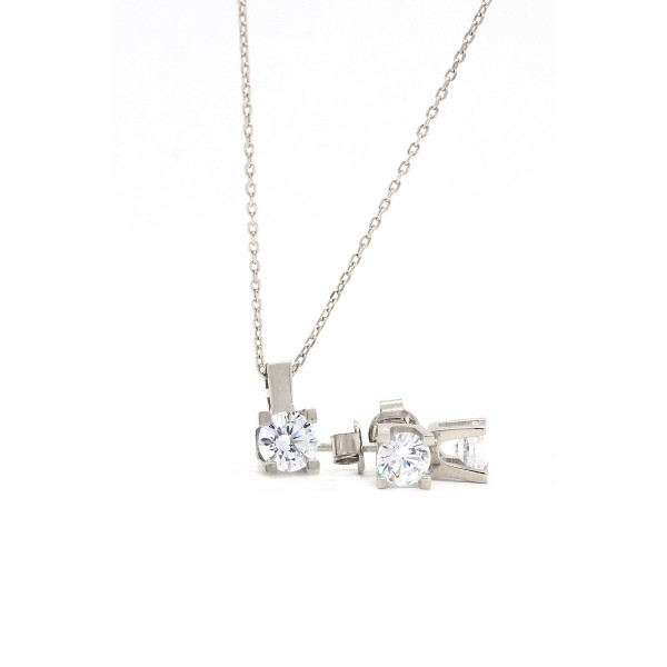 Collier solitaire en zircone