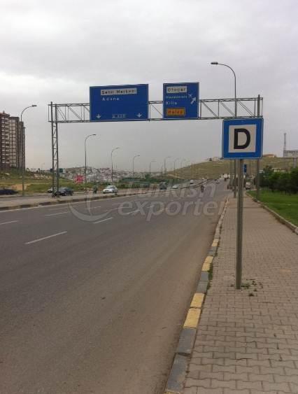 اعمدة لوحات اعلانات