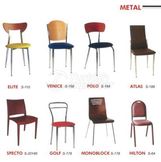 Cadeiras de metal