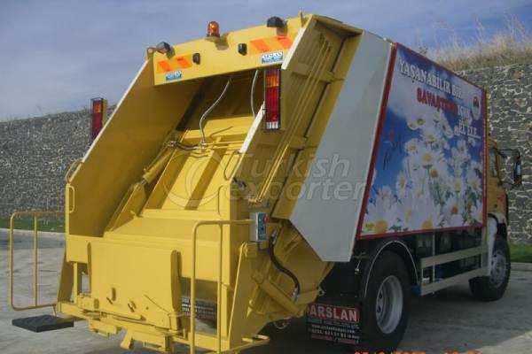 Мусоровоз с гидравлическим прессованием