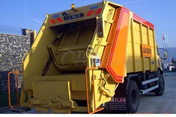 Мусоровоз с гидравлическим прессованием