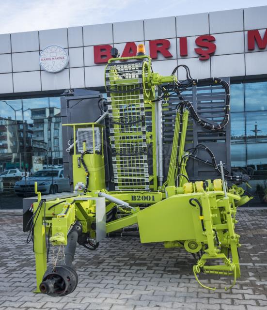 B2001 SUGAR BEET HARVESTER