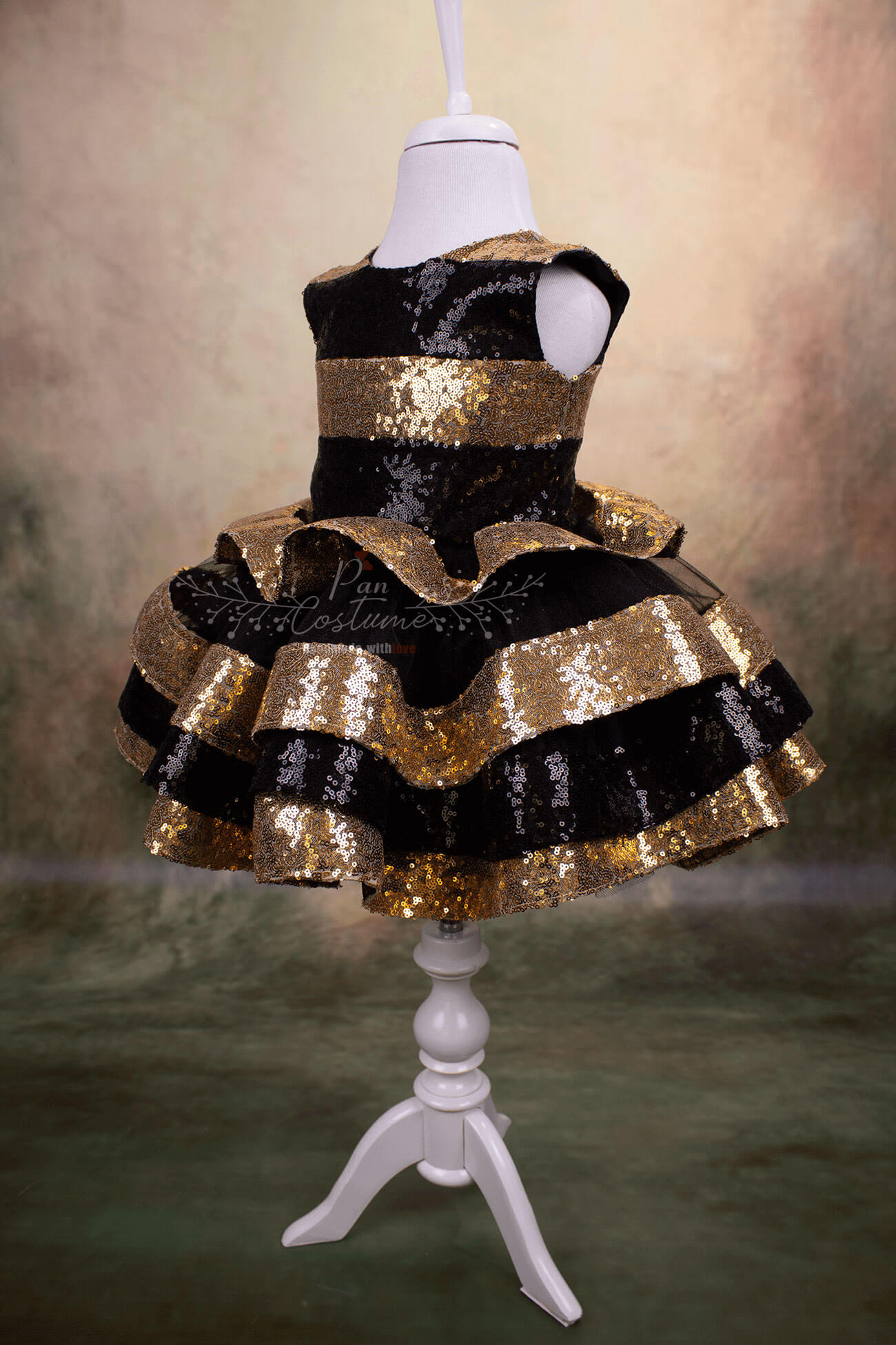 LoL inspired Queen Bee Costume