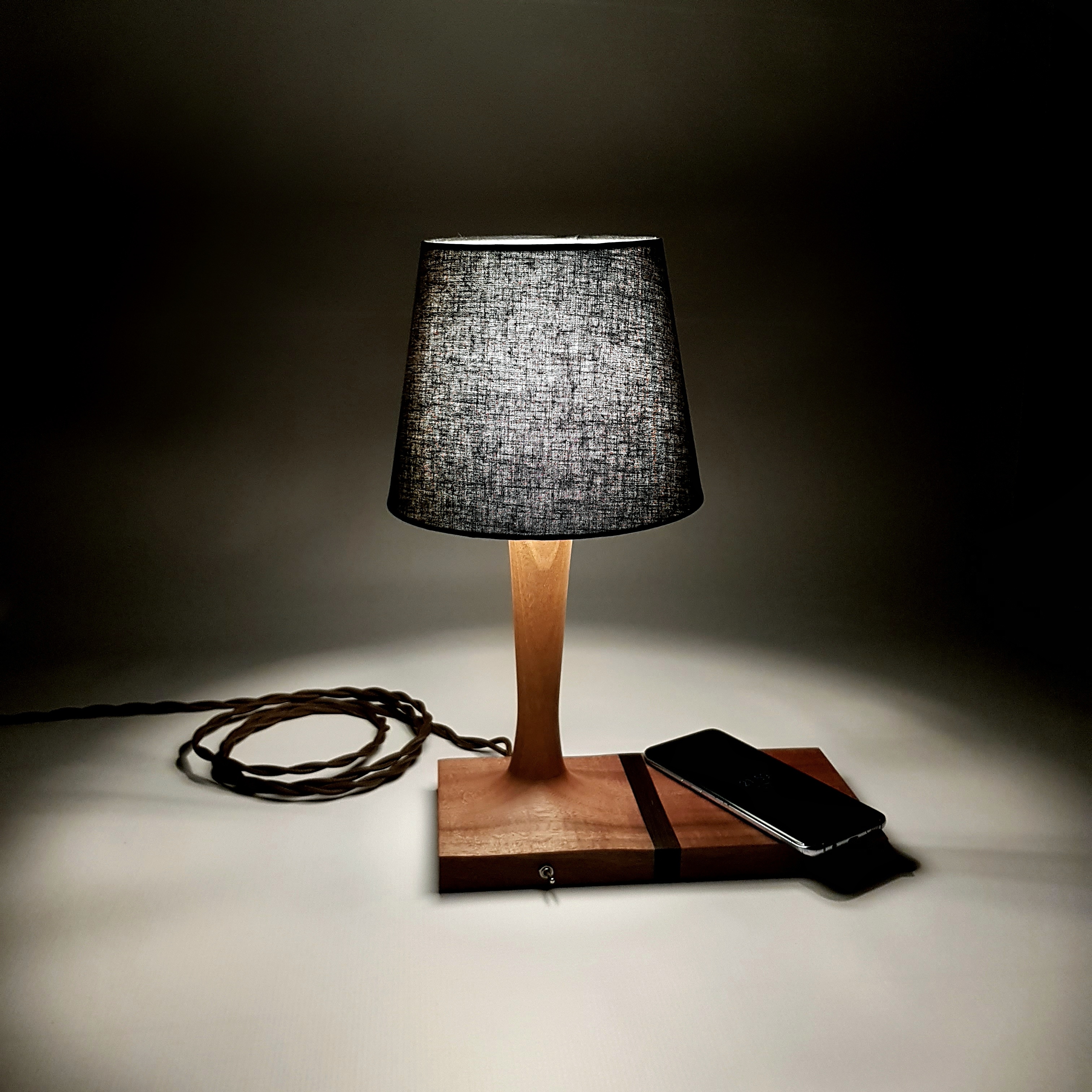Table lamps Wireless charger
