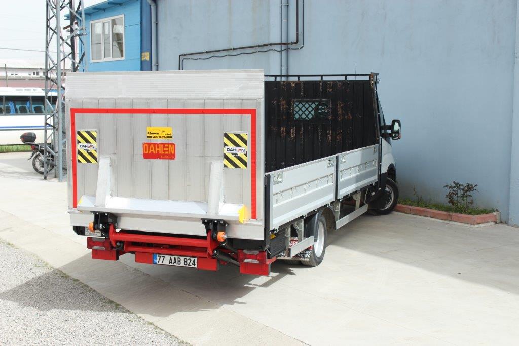 Tail gate lift 750-1000-1500-2000-2500 kg capacity