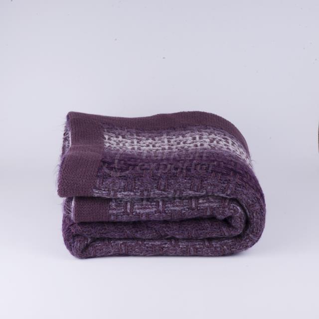 TA15009 DAMSON-PURPLE KNITTED THROW
