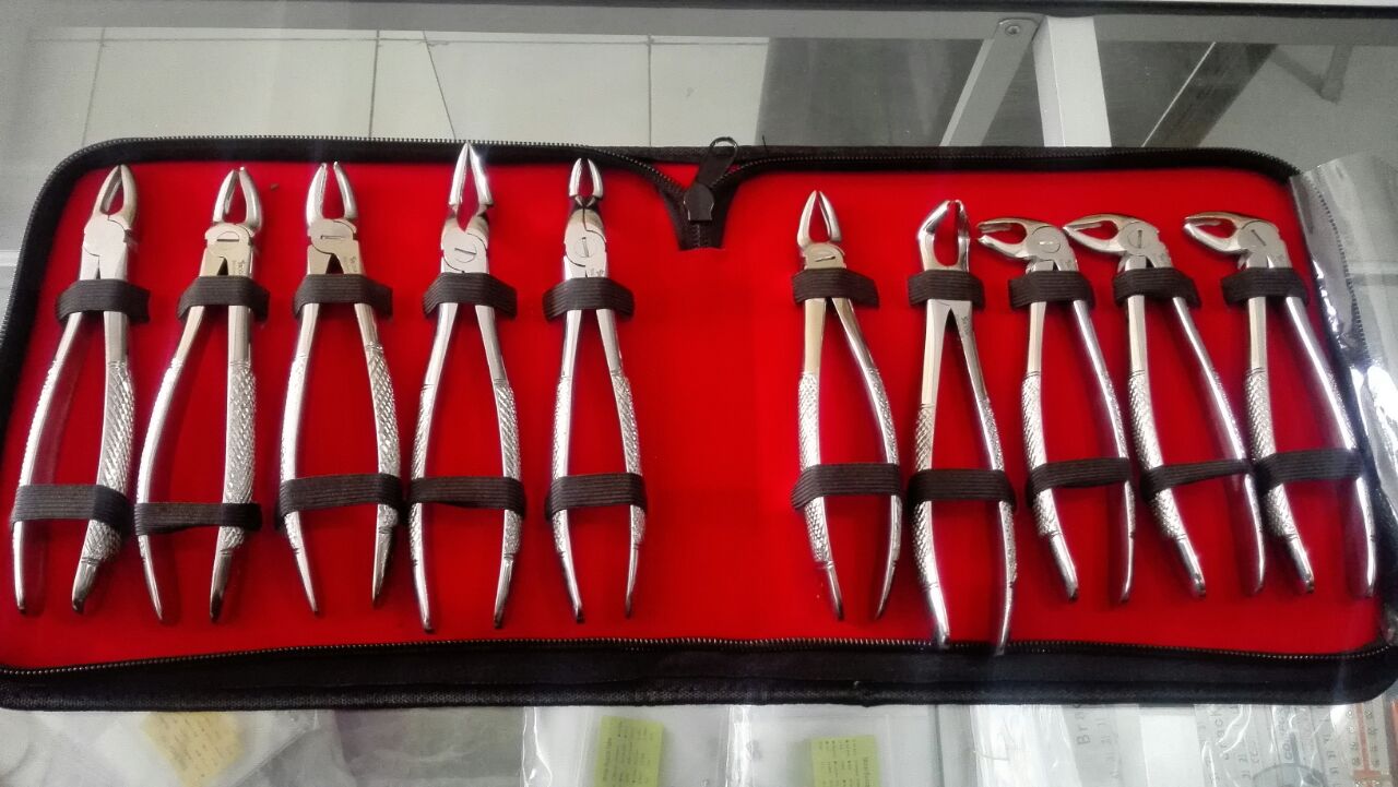 Extracting Forceps English kit 