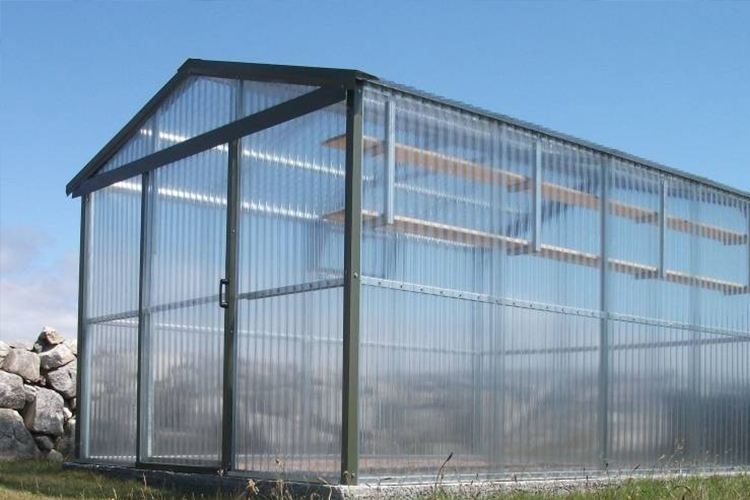 Corrugated Polycabonate 