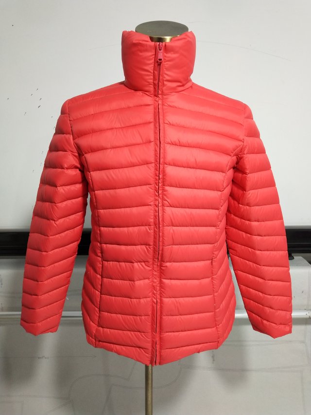 puffer/down jacket