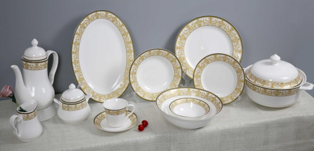 Porcelain dinnerware