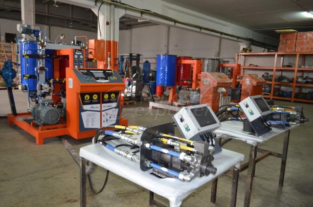 ماكينات حقن البولي يوريثين