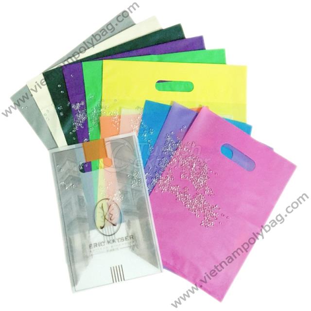 Die cut handle plastic bag