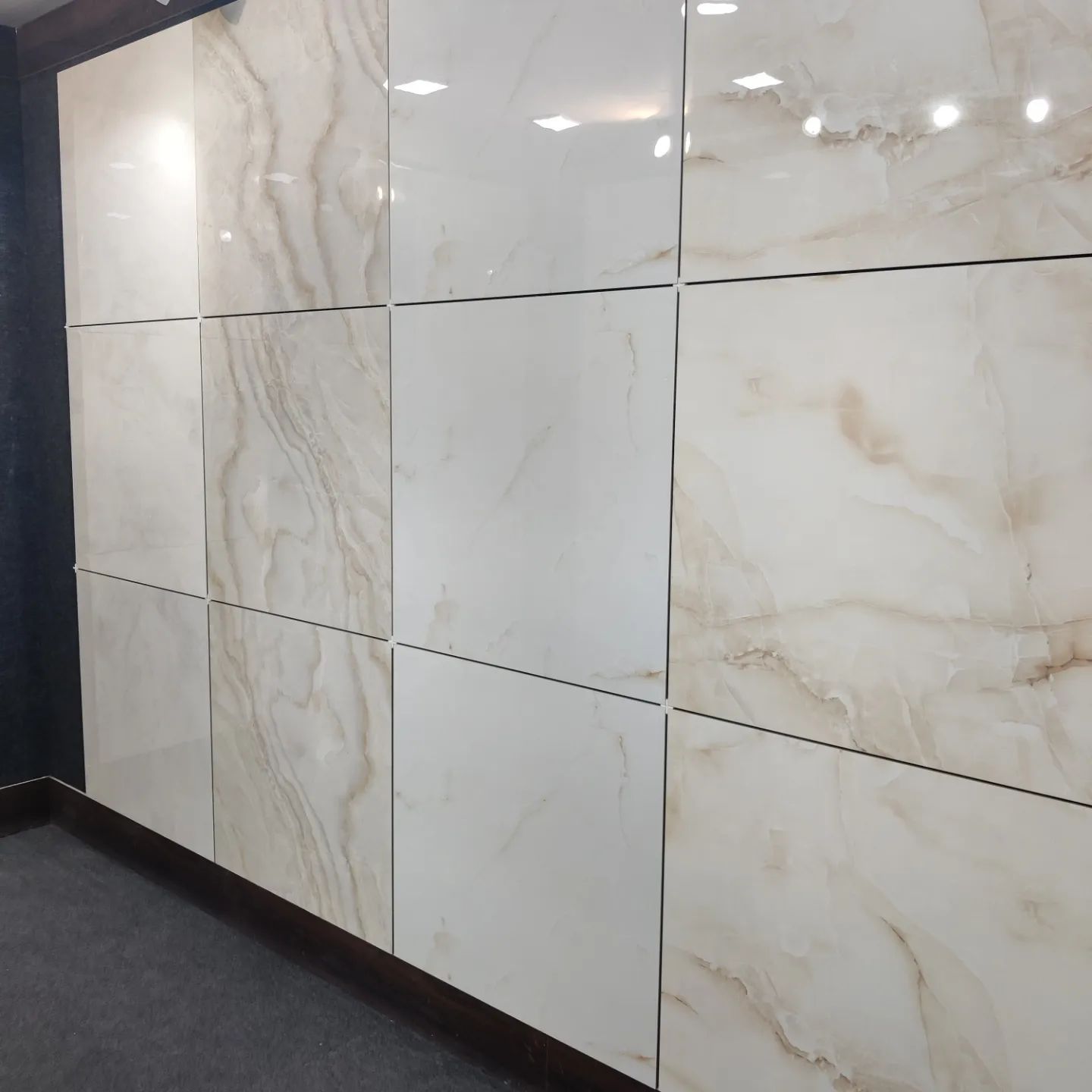 PORCELINE TILES 