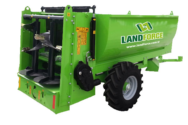 3 Tons SOLID MANURE SPREADER