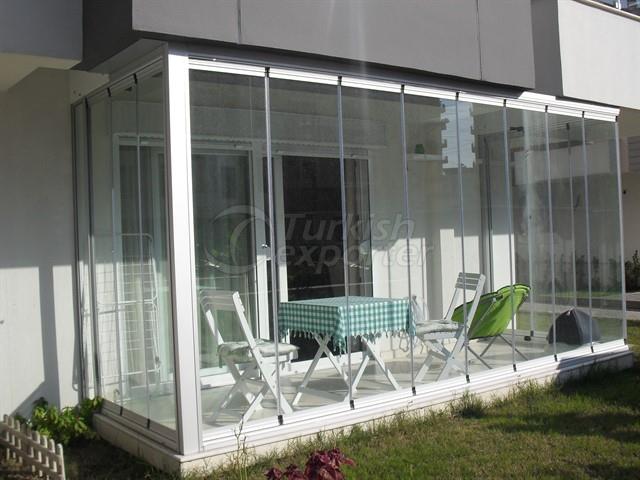 Складные стеклянные балконные системы