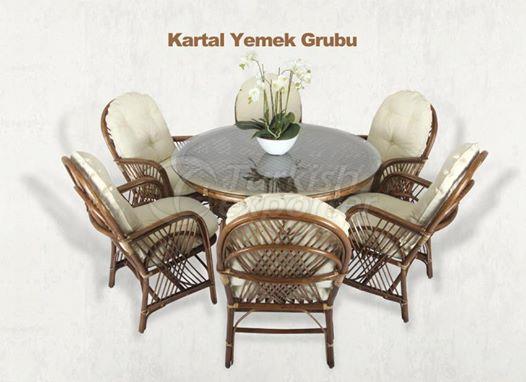 Kartal Bambu Masa Takımı