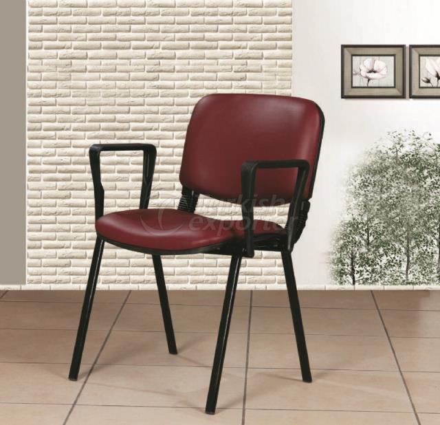 DB 03 Form Chair