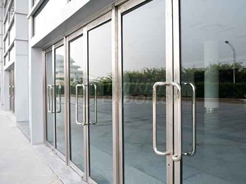 aluminum door