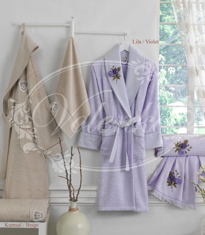 Embroidered Bambu Bathrobe Set