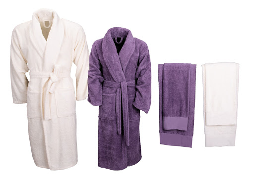 Bathrobe 