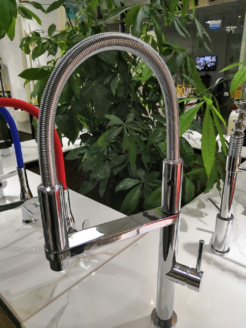 Brass kitchen faucet tap modern design