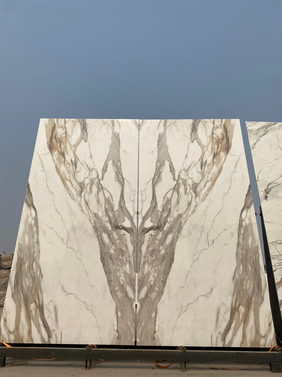 Calacatta Oro 160x320 CM Porcelain Slab