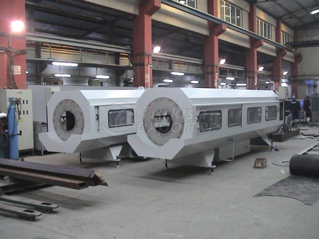 Vacuum And Spray Tanks