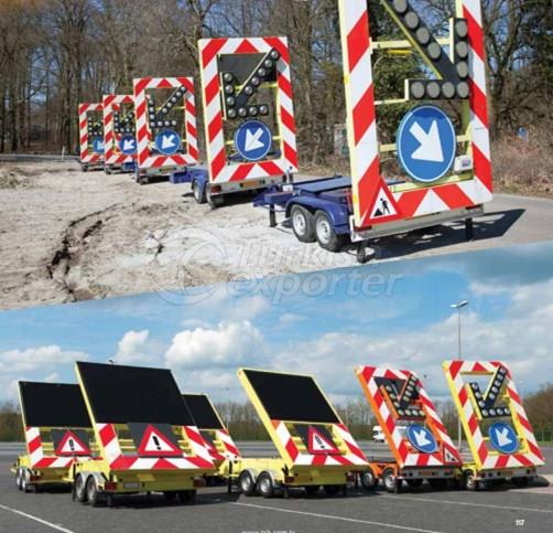 Road Safety Lighted Arrow Signs