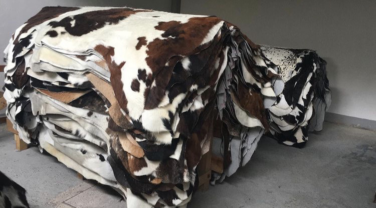 hair on cowhide rugs