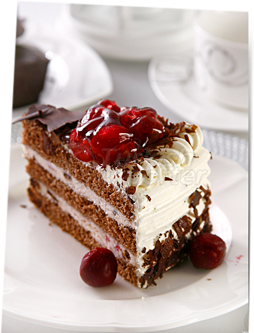 Black Forest Fruit Cake